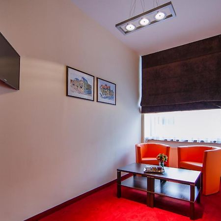 Boutique Hotel'S II Rewolucji Лодз Екстериор снимка