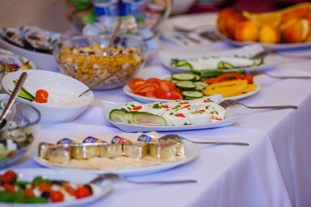 Boutique Hotel'S II Rewolucji Лодз Екстериор снимка
